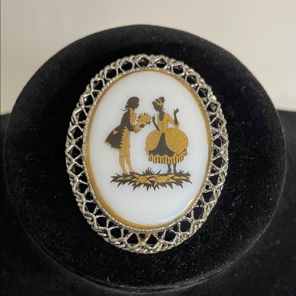 Vintage Gold and Silver Tone Cameo Brooch Victorian Couple - Picture 1 of 4
